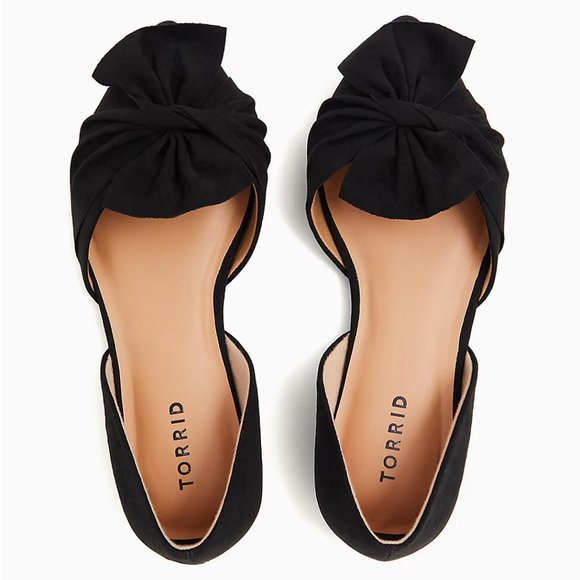 Torrid 7 12  Wide Shoes Flats Black Bow Slip On D'Orsay Bow Faux Suede NWT - Picture 2 of 4